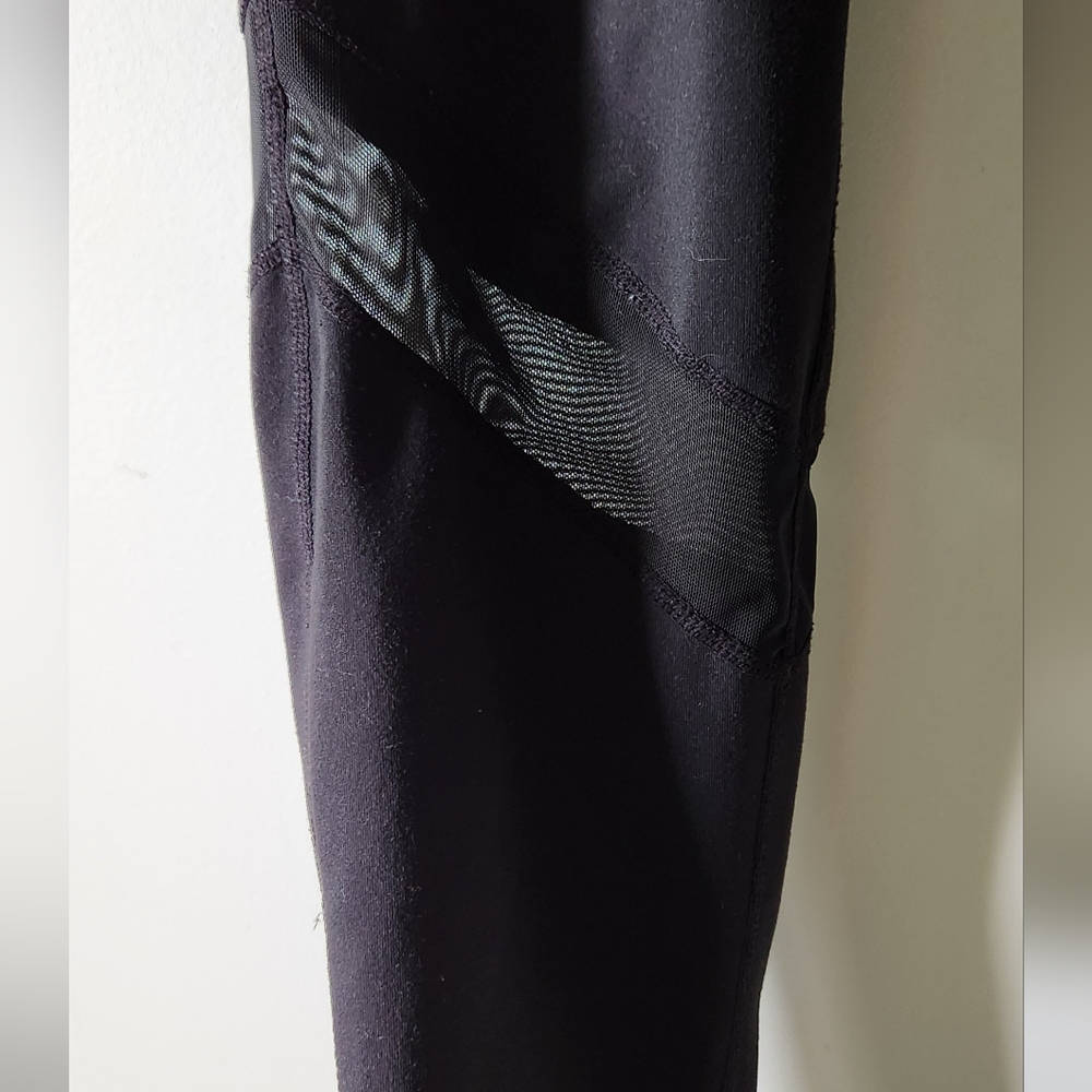 Yoga & Rally Performance Yoga Pants - Picture 2 of 11